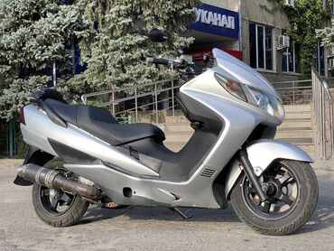 suzuki gsx: Скутер Suzuki, 250 куб. см, Бензин, Колдонулган