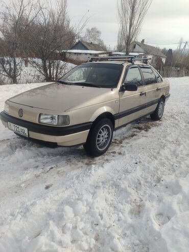 volkswagen passat 1988: Volkswagen Passat: 1988 г., 1.8 л, Механика, Газ, Седан