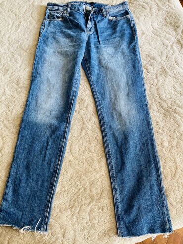 женские джинсы с вышивкой: Джинсы M, цвет - Синий