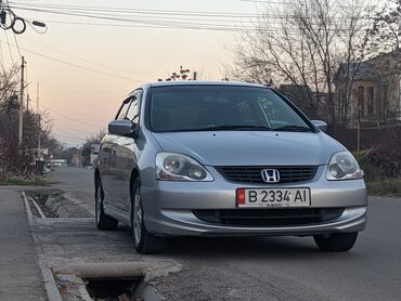 Honda: Honda Civic: 2004 г., 1.7 л, Вариатор, Бензин, Хэтчбэк