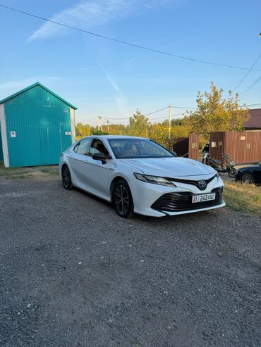 Toyota: Toyota Camry: 2018 г., 2.5 л, Вариатор, Гибрид, Седан