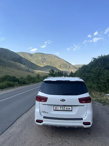 carnival: Kia Carnival: 2019 г., 2.2 л, Автомат, Дизель, Минивэн — 3