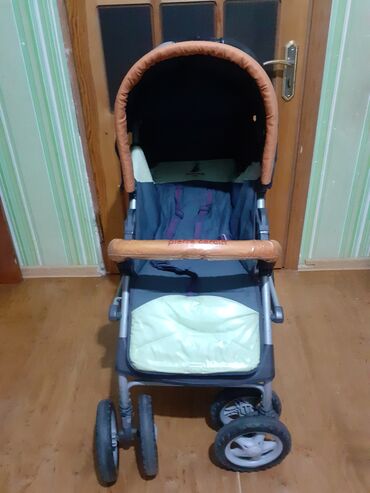 коляска for baby: Uşaqlar üçün qış arabası. yaxşı vəziyyətdə.
Детская,зимняя коляска