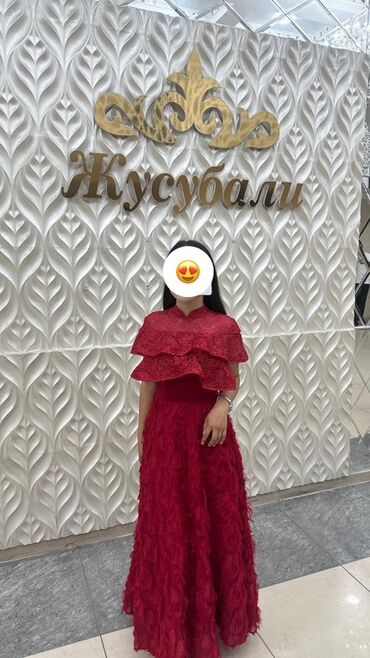 бордовое вязаное платье: Кече көйнөгү, А-силуэт, Узун модель, Жеңдери менен, Шлейф, S