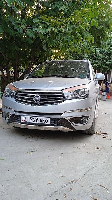spark 2021: Ssangyong Korando Turismo: 2017 г., Минивэн — 2