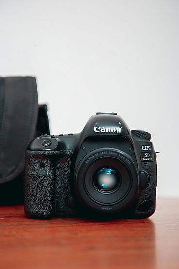 Fotokameralar: Canon 5D Mark IV satılır. Aparat ideal vəziyyətdədir, çox az istifadə — 1