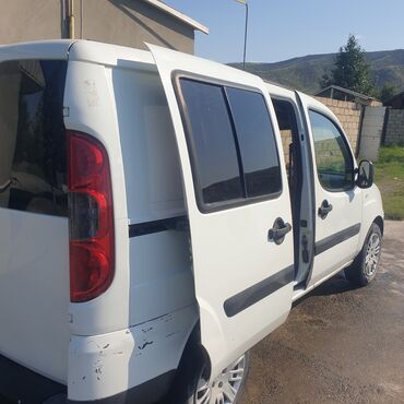 zapı masin: Fiat Doblo: 1.4 l | 2008 il | 317000 km