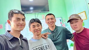 Обучение, курсы: Курсы английского языка, Офлайн у преподавателя, Преподаёт носитель языка — 9