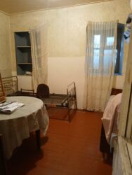 домики в набране: Şəhərin mərkəzi hər yerə yaxın Elmər akademiyası metrosundan ayaqla