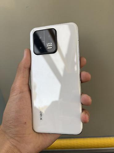 часы с поддержкой сим карты: Xiaomi, 13, Б/у, 512 ГБ, цвет - Белый, 2 SIM — 1