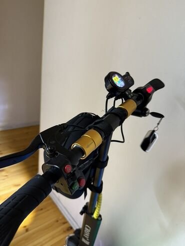 Elektrikli samokatlar: Elektrik samokat 10", 351 - 500 Vt, > 45 km/s — 7