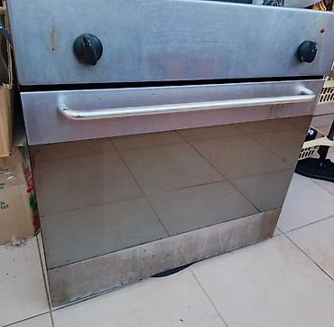 corek sobası: Paslanmayan poladdan ön panelə malik, quraşdırılan elektrik sobası — 1