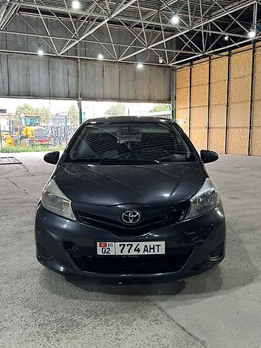 авто ярис: Toyota Yaris: 2012 г., 1.5 л, Автомат, Бензин, Хэтчбэк — 1