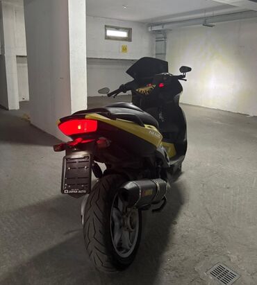 Ostali motocikli i skuteri: Gilera Nexus 500 Akrapovic Na prodaju: Gilera Nexus 500 – sportski na lalafo.rs — 4 Ostali motocikli i skuteri: Gilera Nexus 500 Akrapovic Na prodaju: Gilera Nexus 500 – sportski — 4