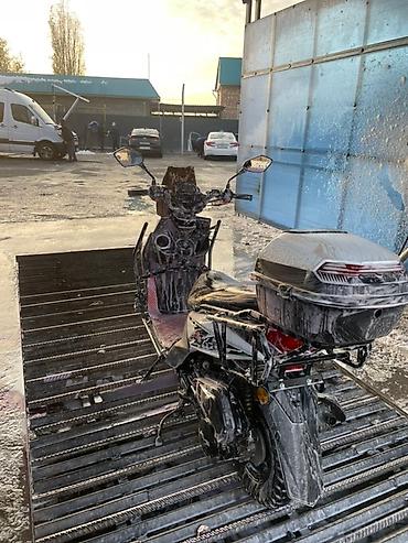 Скутеры: Скутер/мопед с внедорожным обвесом Характеристики и оснащение: - — 9