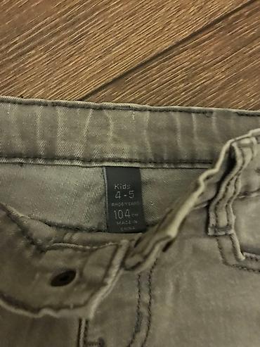 levis baku: Sara kids cins sortik 4-5 yawa ela veziyyetde 12 m — 3