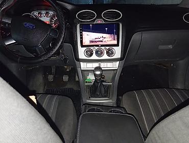 Ford: Ford Focus Wagon – gümüşü rəng, universał kuzov Xüsusiyyətlər: - — 9