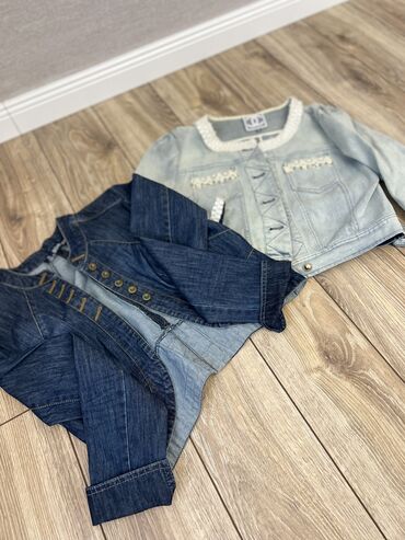 детские джинсовые куртки: Комплект, цвет - Голубой, Б/у