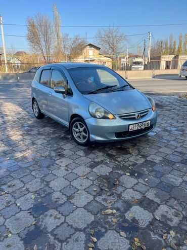 пассат б5 1 8: Honda Fit: 2004 г., 1.3 л, Вариатор, Газ, Хетчбек