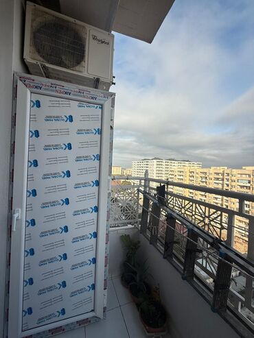 Balkonlar: Kristal 2 Də Kupçalı 2 Otaq. 55 Kv. 105 Min. 14 Ün- 11 İ. Hərbi — 4