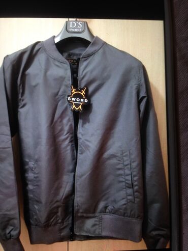 kurtka baku: Куртка M (EU 38), цвет - Серый