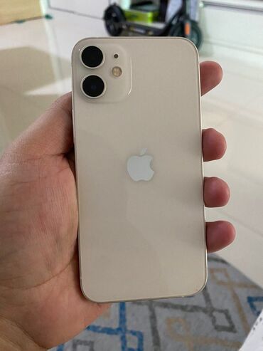 vechernee mini plate: IPhone 12 mini, Б/у, 64 ГБ, Белый, Чехол, 76 %