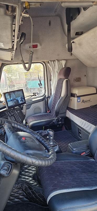volvo 520: Тягач, Volvo, 2000 г. — 5