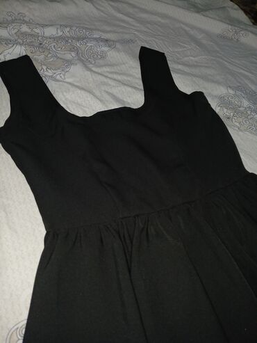 Sarafanlar: Həm sarafanhəm də don kimi istifsdə edilə bilir. Tamamilə yenidir — 9