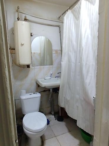 московская тыныстанова: 3 комнаты, 59 м², 104 серия, 2 этаж, Старый ремонт — 6