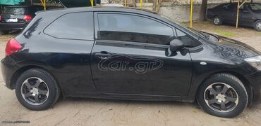Toyota: Toyota Aurion: 1.4 l. | 2009 έ. Χάτσμπακ — 4