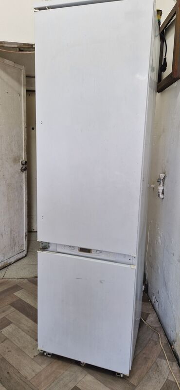 kicik soyuducu: İşlənmiş 2 qapılı Hotpoint Ariston Soyuducu Satılır, rəng - Ağ