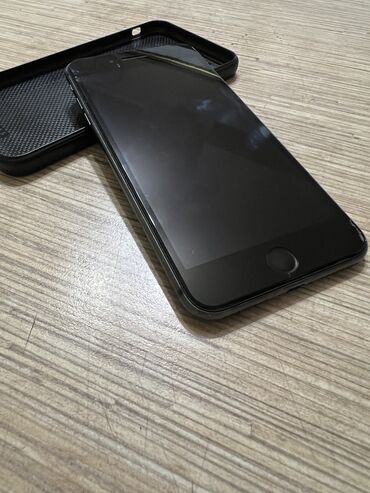iphone 8 plys: IPhone 8 Plus, Б/у, 64 ГБ, Черный, Чехол, Коробка, 72 %