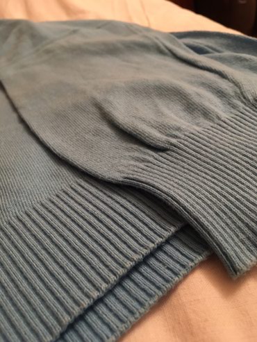 Duksevi: Svetlo plavi Polo džemper, na nekim slikama nije dobro ispala boja — 10