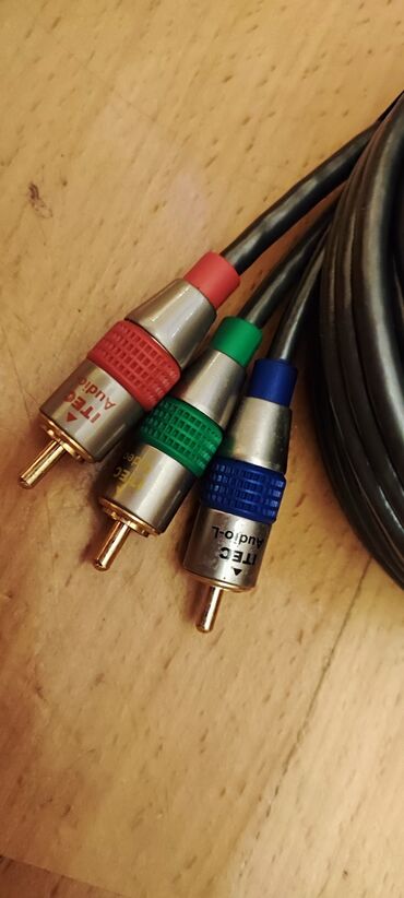 Audio və video kabellər: Кабели разные. Дорогие и качественные для аудио и видеотехники