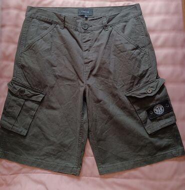 kaputi sa krznom beograd: Shorts 2XL (EU 44), color - Khaki