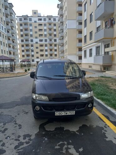 grand heyat: Hyundai H-1 (Grand Starex): 2.5 l. | 1998 il | Mikroavtobus