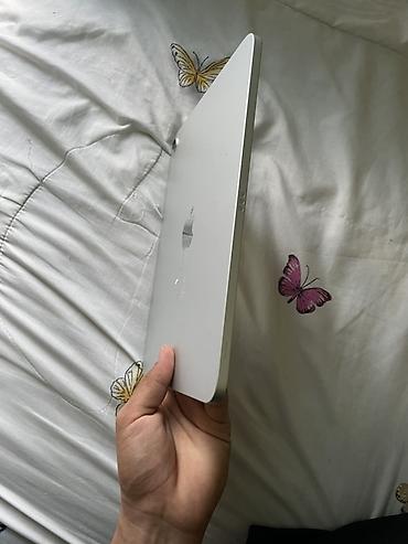 ipad 2019: IPad Apple (серебристый), серия с плоскими гранями. Магнитный — 1