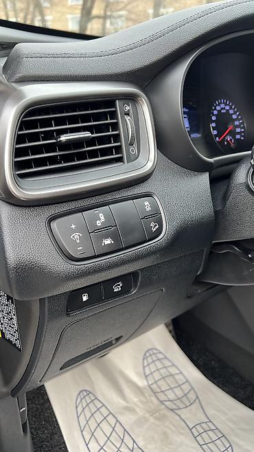 Kia: Kia Sorento: 2019 г., 2 л, Автомат, Дизель, Кроссовер — 23