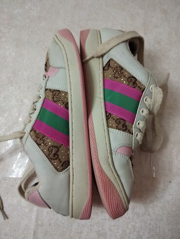 Women's Sneakers and athletic shoes: Ölçü: 38, rəng - Ağ, İşlənmiş -da lalafo.az — 11 Women's Sneakers and athletic shoes: Ölçü: 38, rəng - Ağ, İşlənmiş — 11