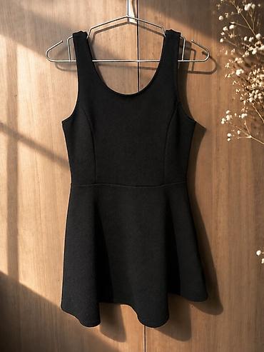 gundəlik donlar: Qara rəngli xanım paltarı - Stil: sadə və eleqant, “skater”/A-kəsim — 1