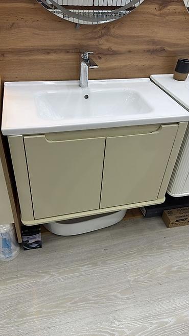 hamam dizaynlari: Hamam otağı üçün müasir lavabo-tumba və güzgü modelləri. Şəkillərdə — 4
