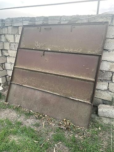 Metal qapı paneli - Material: qalın polad təbəqələrdən yığma -