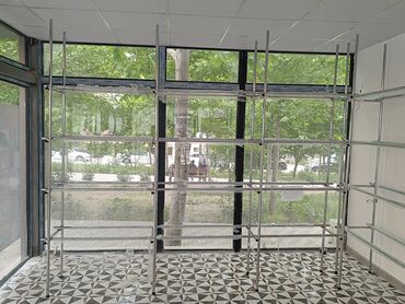 Digər mebel: Vitrinlər Cəmi 15 gün istifadə edilib və hər biri yenidir . Mebellerin — 7