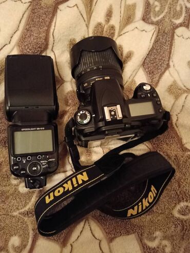İdeal vezyetde nikon D90 18.105 obyektiv usdunde demekl olarki az
