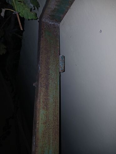 Giriş qapıları: İşlənmiş Giriş qapısı Şəbəkə ilə, Zəmanətsiz, Ünvandan götürmə — 5