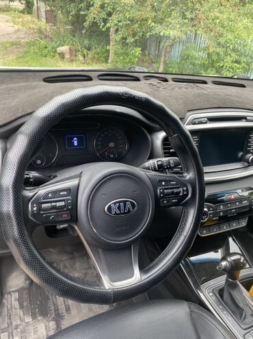 Kia: Kia Sorento: 2016 г., 2 л, Автомат, Дизель, Кроссовер — 10