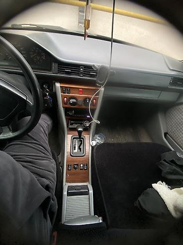 Mercedes-Benz: Mercedes-Benz W124: 1995 г., 2.2 л, Автомат, Бензин, Седан — 13