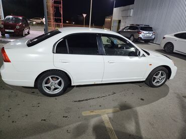 Honda: Honda Civic: 2001 г., 1.5 л, Вариатор, Бензин, Седан