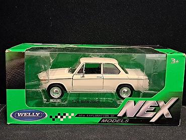 Figurice i makete: BMW 2002 TI "White" 1:24 NOVO! Model BMW 2002TI. Razmera — 11