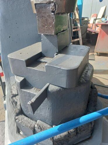 Čekići: APOKALIPSA DOO Kovački čekić MIN Prečnik klipa-trna : 250 mm — 5